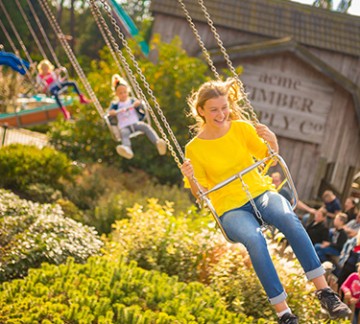 Attractiepark Slagharen zweefmolenCable Car